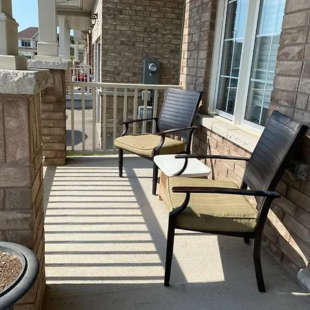 Entire Basement With 3 Bedrooms Niagara Falls Exterior photo